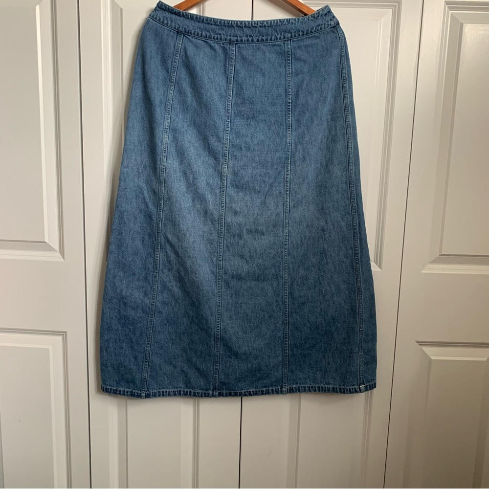 Vintage Norton Studios Denim Skirt Women’s size 10.